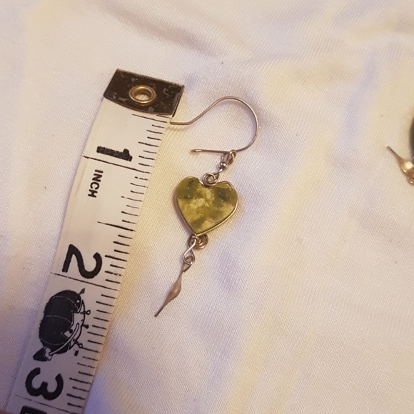 Green heart earrings - Picture 6 of 6